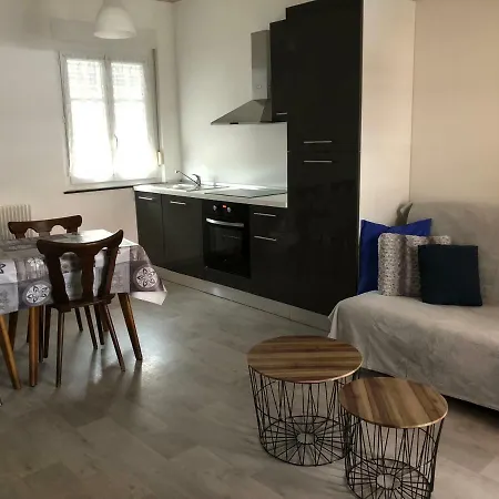 Des Cigognes Bleu Ferienhaus *